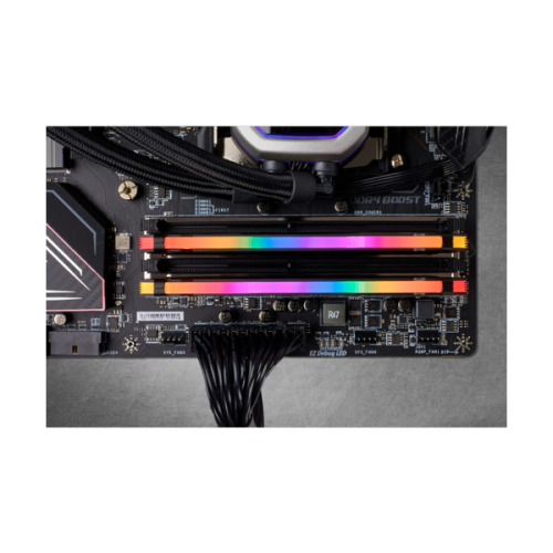 זכרון לנייח קיט Corsair 16GB Kit 2x8 DDR4 3200mhz RGB PRO